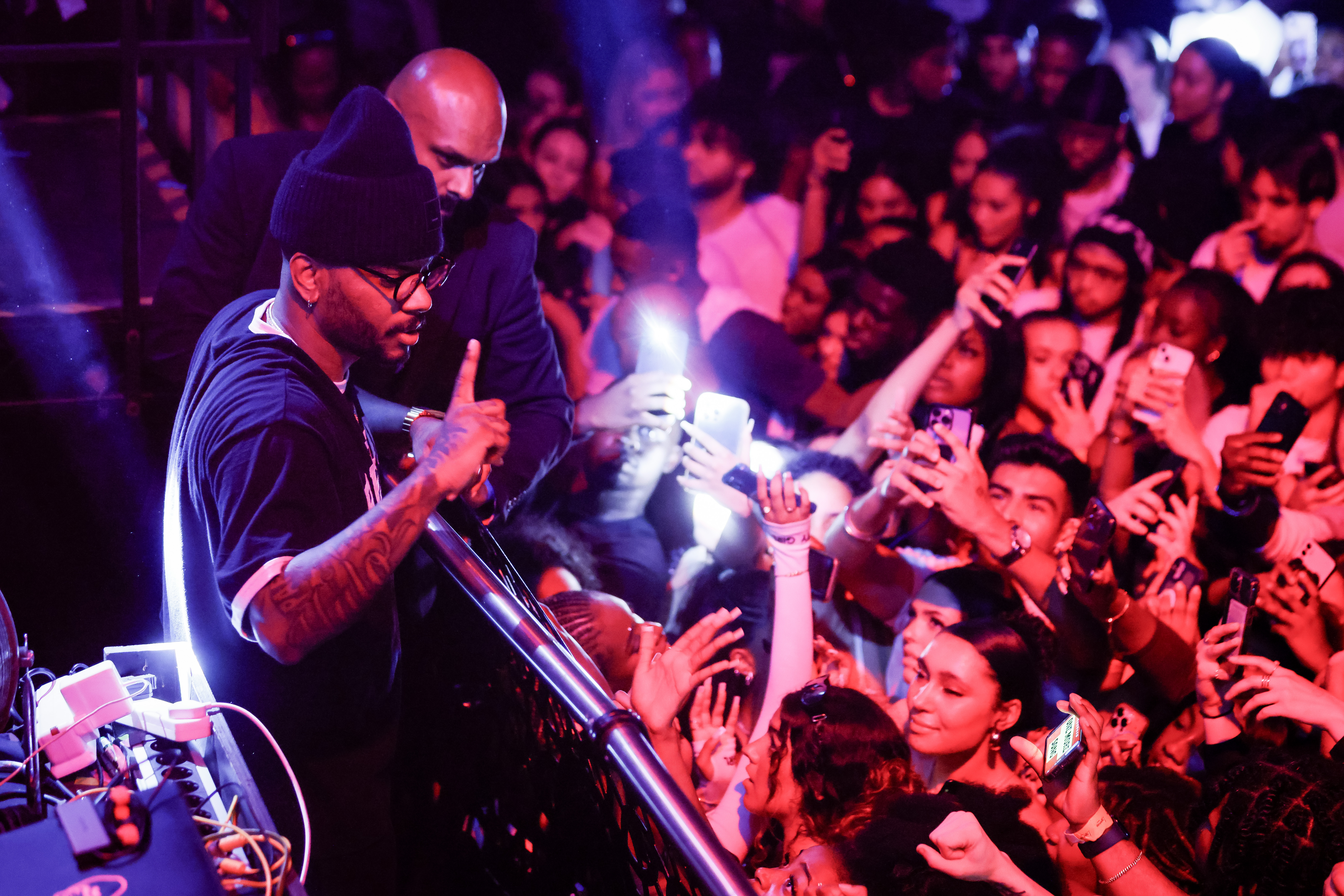 Bryson Tiller @ Studio 338 London Photos Varmode 11